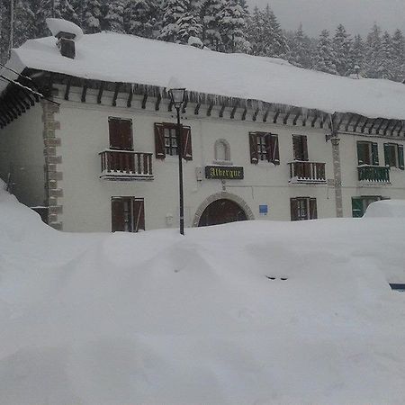 Albergue De Canfranc Estacion Экстерьер фото