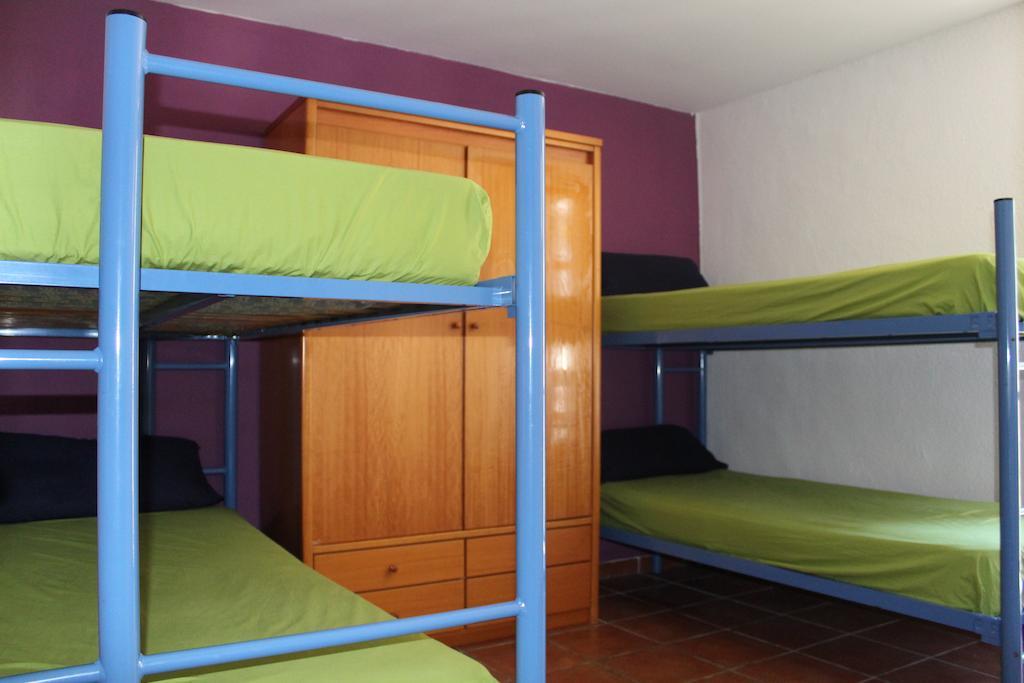 Albergue De Canfranc Estacion Номер фото