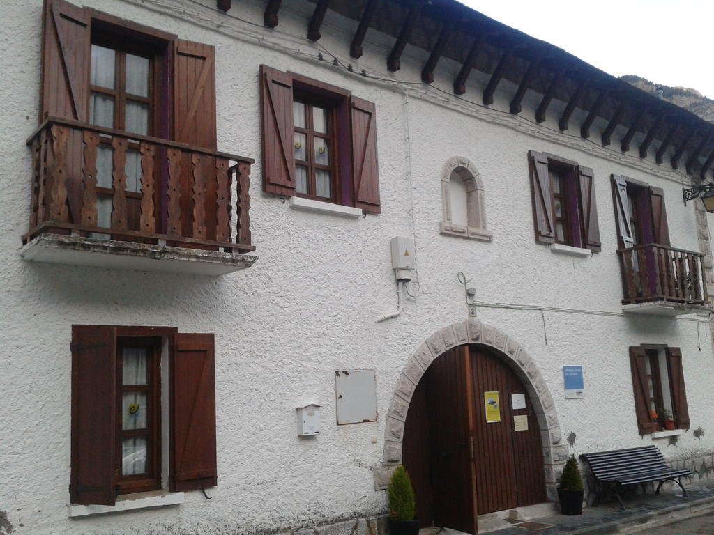 Albergue De Canfranc Estacion Номер фото